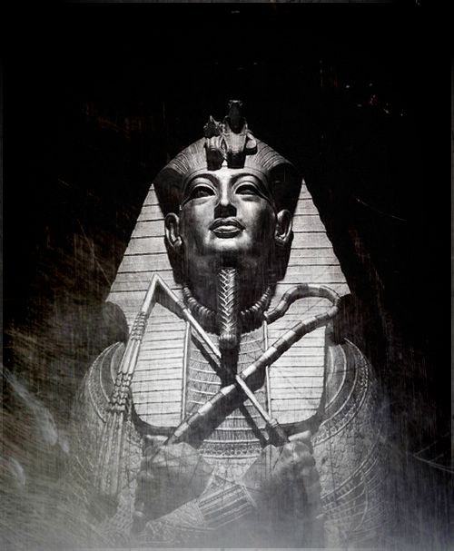 2Pharaoh-Tutankhamun