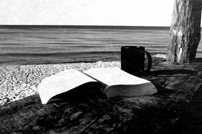 bookcoffee2.jpg